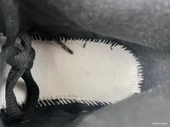 Black Jordan White 14 Red 487471-016 University Air 0513